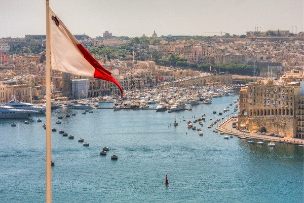 Arbeite als Kundenberaterin für ein Online Casino im sonnigen Malta!