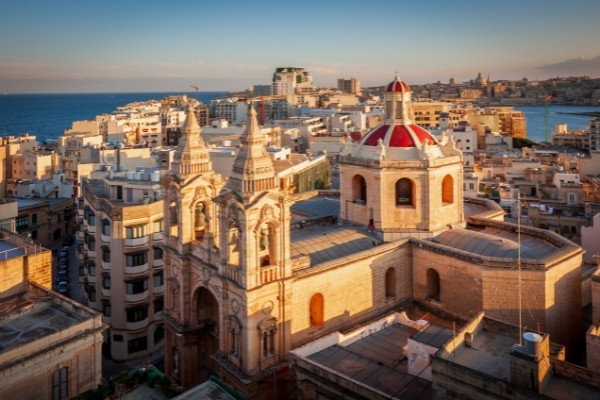 Jobb som Online Casino Croupier i Malta!