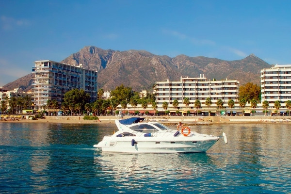 Kundeservicemedarbeider trengs på solfylte Costa del Sol!