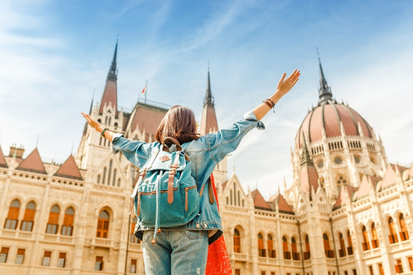 Werde unser Deutschsprachiger Reiseberater im Herzen von Ungarn Budapest!