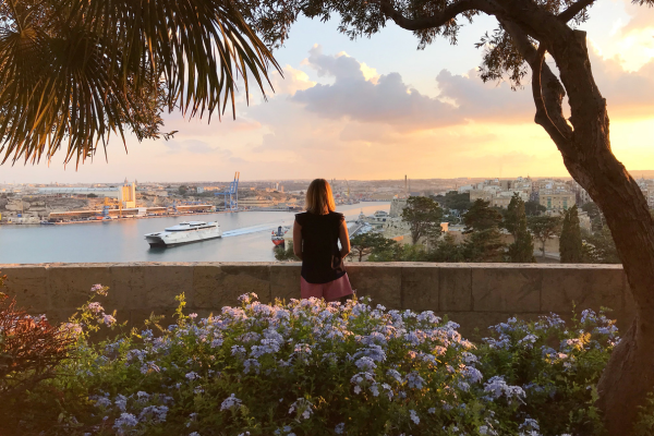 Svensktalande kundtjänstmedarbetare sökes för jobb på den soliga Medelhavsön Malta-2