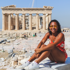 Enter the customer service arena in Athens: Polish-speakers needed!