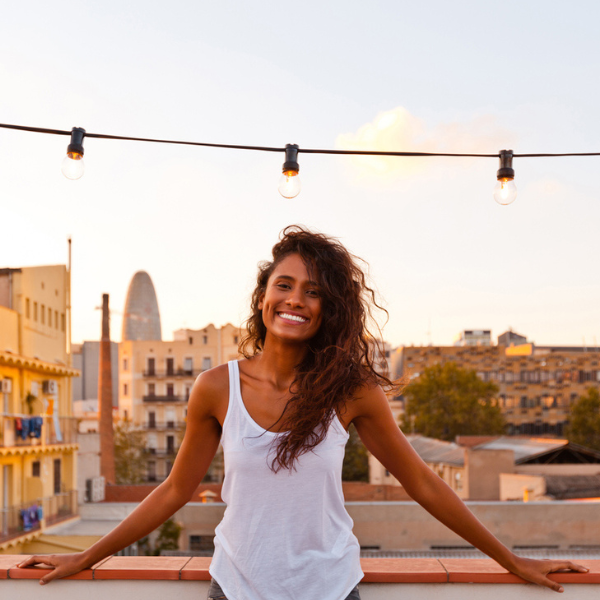 barcelona-is-calling-become-a-customer-service-representative-in-sunny-spain