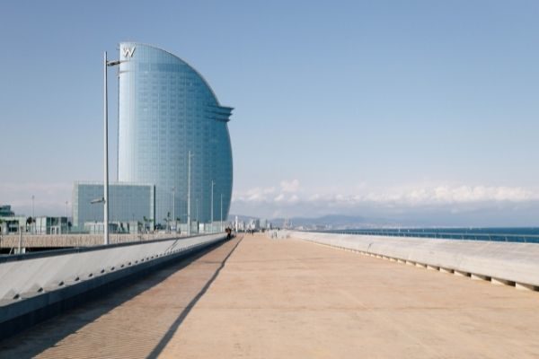 Devenez représentant commercial à Barcelone