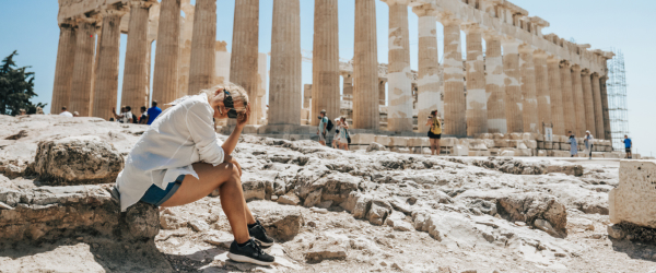 become-an-italian-speaking-content-moderator-in-the-heart-of-greece-athens