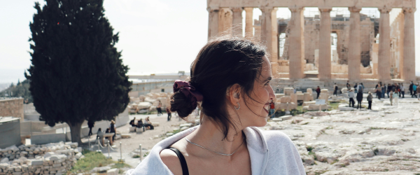 lancez-votre-carriere-dans-le-service-client-au-coeur-dathenes