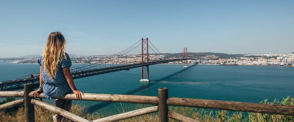 Hebrew-speaking customer service agents needed in Lisbon, Portugal