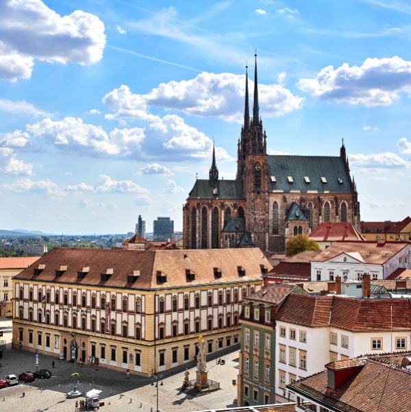 Join our team as a Bulgarian-speaking Travel Advisor for Lufthansa in Brno!
