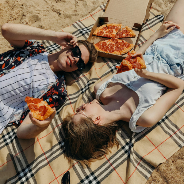 employe-service-client-dans-une-entreprise-dimpression-internationale-a-valence