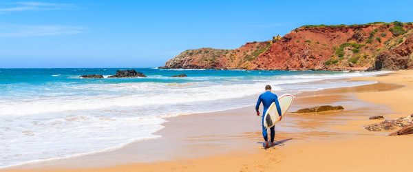 Russian-speaking customer service agents needed in Lisbon, Portugal