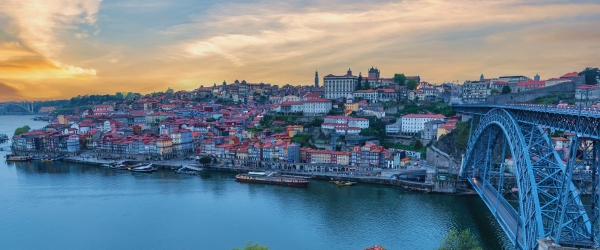 WA-listing-italian-speaking-customer-service-representatives-needed-in-sunny-porto