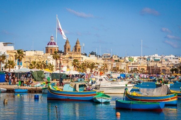 Werde Kundenberaterr/in auf der wunderschönen Mittelmeerinsel Malta