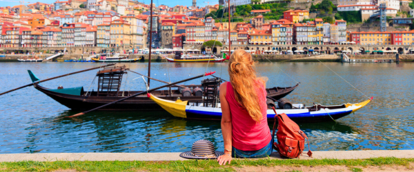 glitzer-glamour-gute-laune-werde-beauty-advisor-in-porto (1)